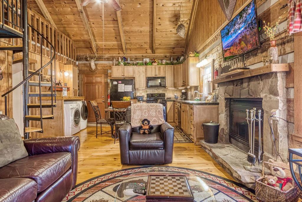 Bear End Villa Sevierville Bagian luar foto