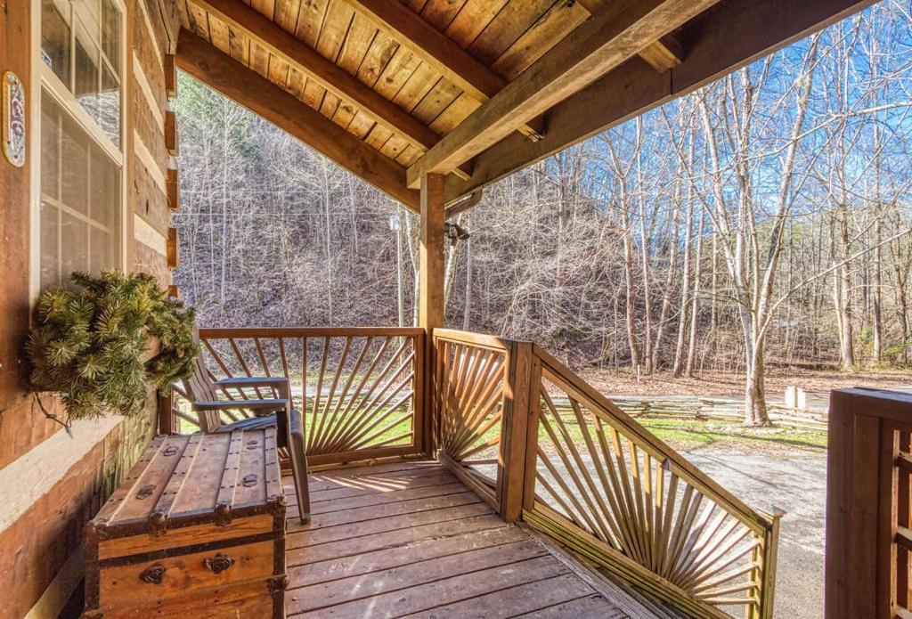 Bear End Villa Sevierville Bagian luar foto